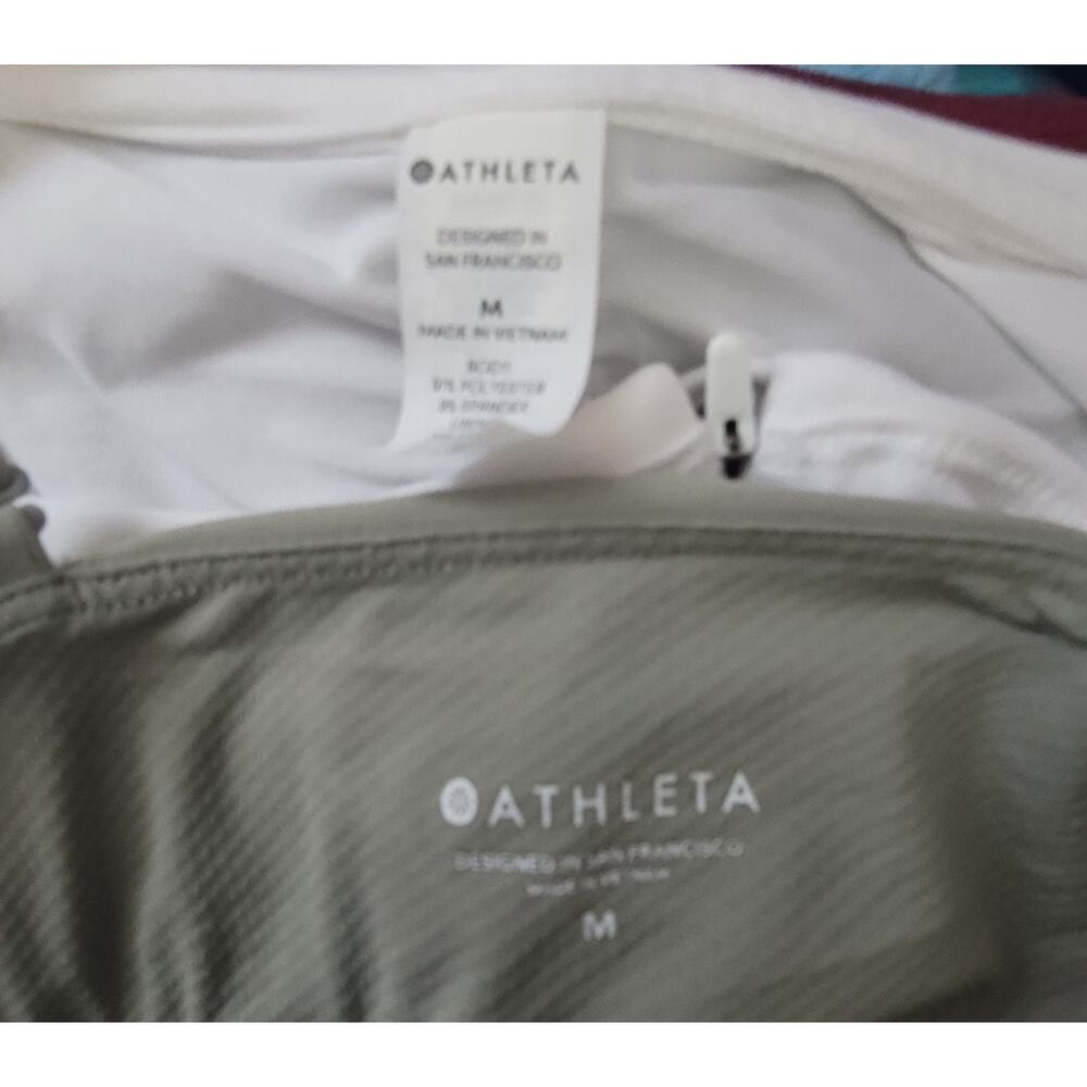 Athleta Bundle- 5 pieces in total- size Medium - Picture 6 of 8